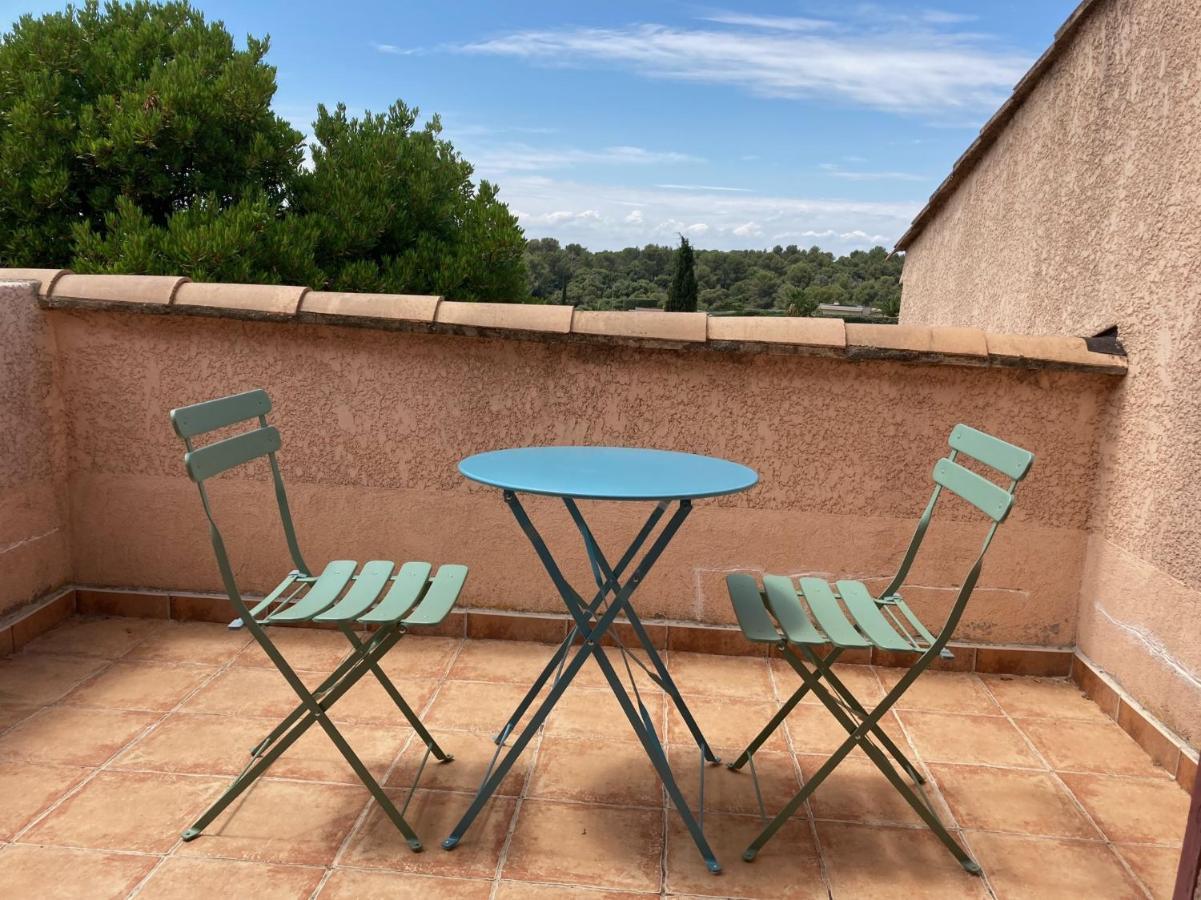 10 A 12 Pers Famille Amateurs Randonnee Boulouris Panorama Saint Raphael Tennis Piscine Partage Экстерьер фото
